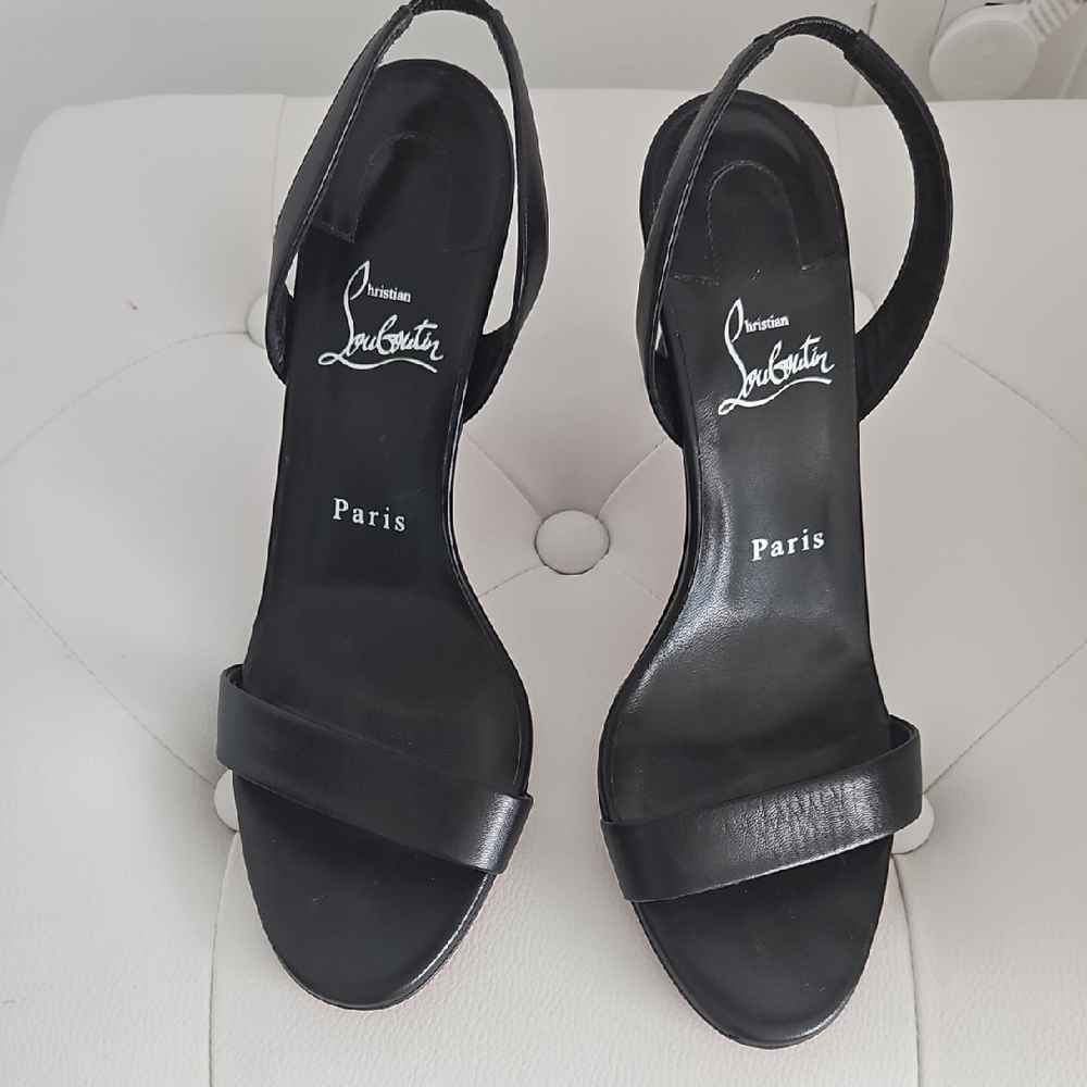 Christian Louboutin Black O Marylin